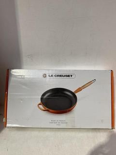 Lot 53  
            Birmingham SR107 - Parcel Delivery Only 
                
LE CREUSET ENAMELLED CAST IRON PAN ORIGINAL RRP £106