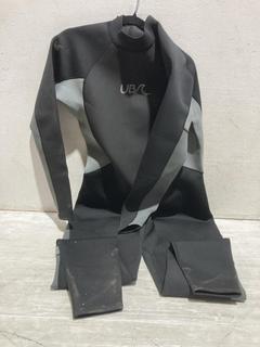 Lot 566  
            Birmingham SR107 - Parcel Delivery Only 

                
URBAN BEACH XXL SWIM WETSUIT