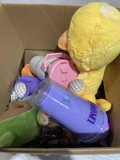 Lot 570  
            Birmingham SR107 - Parcel Delivery Only 

                
BOX OF ITEMS TO INCLUDE PINK STITCH TEDDY