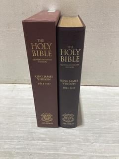 Lot 579  
            Birmingham SR107 - Parcel Delivery Only 

                
THE HOLY BIBLE KING JAMES VERSION