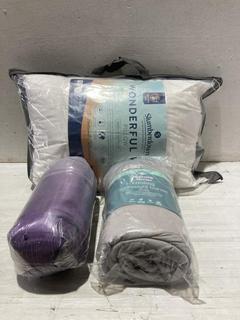 Lot 582  
            Birmingham SR107 - Parcel Delivery Only 

                
3 X ITEMS TO INCLUDE KING SIZE PURPLE FLANNEL BLANKET