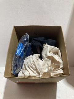 Lot 649  
            Birmingham SR107 - Parcel Delivery Only 

                
BOX OF ITEMS TO INCLUDE A MEN'S ADIDAS ORGINALS HAT