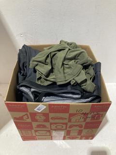 Lot 677  
            Birmingham SR107 - Parcel Delivery Only 
                
BOX OF 10 X MENS CLOTHING APPROX ORIGINAL RRP £150