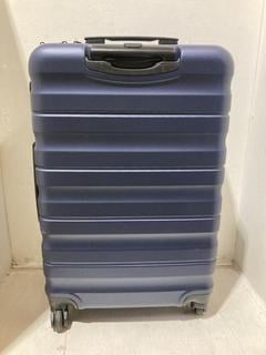 Lot 703  
            Birmingham SR107 - Parcel Delivery Only 

                
JOHN LEWIS & PARTNERS LUGGAGE HARD CASE IN BLUE