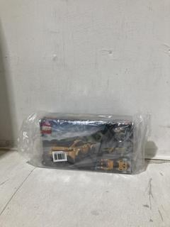 Lot 710  
            Birmingham SR107 - Parcel Delivery Only 

                
LEGO SPEED CHAMPIONS RACING CAR