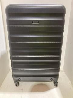Lot 731  
            Birmingham SR107 - Parcel Delivery Only 
                
JOHN LEWIS & PARTNERS HARD BODY LUGGAGE CASE