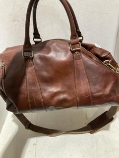 Lot 740  
            Birmingham SR107 - Parcel Delivery Only 
                
ITALIAN LEATHER DUFFLE BAG