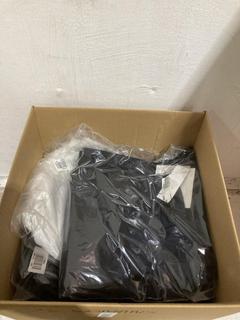 Lot 760  
            Birmingham SR107 - Parcel Delivery Only 
                
7 X JOHN LEWIS & PARTNERS WOMEN'S CLOTHING TO INCLUDE BLACK KNITTED JUMPER SIZE M