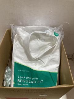 Lot 792  
            Birmingham SR107 - Parcel Delivery Only 
                
6 X JOHN LEWIS & PARTNERS CLOTHING ITEMS FOR GIRLS TO INCLUDE 2 PACK GIRLS SHIRTS...