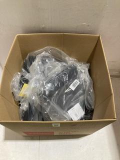 Lot 808  
            Birmingham SR107 - Parcel Delivery Only 
                
7 X JOHN LEWIS & PARTNERS GIRLS SCHOOL BOTTOMS TO INCLUDE P1 S CHINO IN DARK BLUE...