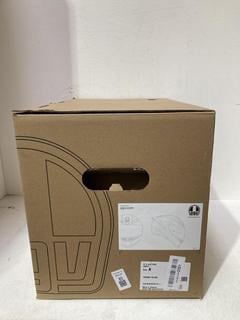 Lot 81  
            Birmingham SR107 - Parcel Delivery Only 
                
AGV MOTORBIKE HELMET SIZE M MODEL K1-S-AGV-E2206