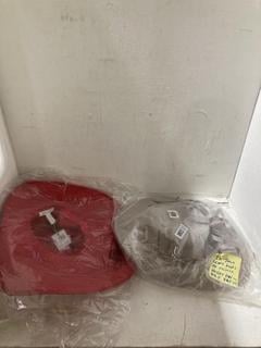 Lot 824  
            Birmingham SR107 - Parcel Delivery Only 

                
2 X JOHN LEWIS & PARTNERS HATS TO INCLUDE HAILEY EW IN GREY ORIGINAL RRP £119