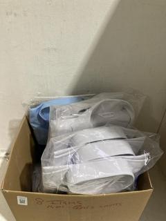 Lot 838  
            Birmingham SR107 - Parcel Delivery Only 

                
8 X JOHN LEWIS & PARTNERS GIRLS SCHOOL SHIRTS TO INCLUDE 5 PACK REGULAR FIT SHORT...