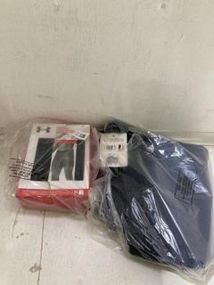 Lot 841  
            Birmingham SR107 - Parcel Delivery Only 

                
2 X CLOTHING ITEMS TO INCLUDE UNDER ARMOUR BOXERJOCK