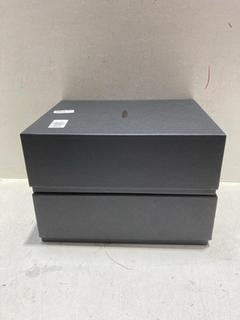 Lot 856  
            Birmingham SR107 - Parcel Delivery Only 

                
2 X JOHN LEWIS & PARTNERS CHAMPAGNE FLOOM GLASS BOX SET