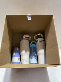Lot 873  
            Birmingham SR107 - Parcel Delivery Only 

                
3 X STANLY DRINKS CONTAINERS TO INCLUDE 1 X POLAR GEAR FROZEN WATER BOTTLE