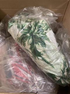 Lot 918  
            Birmingham SR107 - Parcel Delivery Only 
                
BOX OF 8 X JOHN LEWIS & PARTNERS WOMEN'S CLOTHING APPROX ORIGINAL RRP £150