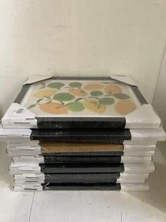 Lot 927  
            Birmingham SR107 - Parcel Delivery Only 
                
10 X JOHN LEWIS & PARTNERS PICTURE FRAMING