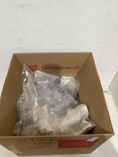 Lot 969  
            Birmingham SR107 - Parcel Delivery Only 

                
BOX OF 6 X KIDS CLOTHING APPROX ORIGINAL RRP £150