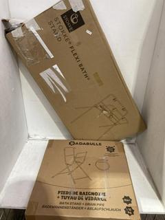 Lot 979  
            Birmingham SR107 - Parcel Delivery Only 
                
2 X BATHROOM ACCESSORIES TO INCLUDE BADA BULLE CHILDREN'S BATH STAND