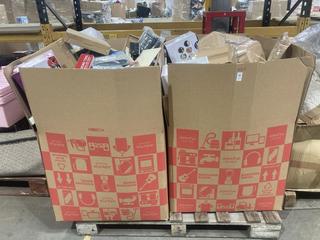Lot 1073  
            Birmingham SR106 - Collection or Optional Delivery Available 

                
PALLET OF ITEMS TO INCLUDE LVXIN 2.5L ENAMEL KETTLE (ALL PALLET CONTENTS MUST BE ...