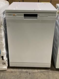 Lot 152  
            Birmingham SR106 - Collection or Optional Delivery Available 

                
COMFEE FREESTANDING DISHWASHER - CDWPF1201PW-UK - ORIGINAL RRP £270 (LOCATION: B13)