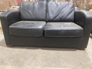 Lot 323  
            Birmingham SR106 - Collection or Optional Delivery Available 

                
DFS 3 SEATER SOFA IN BLACK - LNL13ALRL - ORIGINAL RRP £829 (LOCATION: A19)