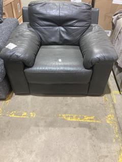Lot 325  
            Birmingham SR106 - Collection or Optional Delivery Available 

                
DFS LOAN SINGLE ARMCHAIR IN BLACK LEATHER - LOA21ALOA - ORIGINAL RRP £779 (LOCATI...
