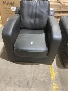 Lot 327  
            Birmingham SR106 - Collection or Optional Delivery Available 

                
DFS LOAN SINGLE ARMCHAIR IN BLACK LEATHER - LNL11ALRL - ORIGINAL RRP £549 (LOCATI...