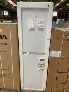 Lot 450  
            Birmingham SR106 - Collection or Optional Delivery Available 

                
ZANUSSI BUILT IN 50/50 FRIDGE FREEZER - ZNFN18FS5 - ORIGINAL RRP £619 (LOCATION: ...