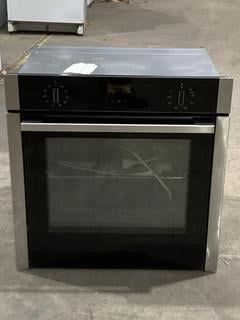 Lot 59  
            Birmingham SR106 - Collection or Optional Delivery Available 

                
NEFF SLIDE & HIDE N50 BUILT-IN ELECTRIC OVEN - B3ACE4HN0B/87 - (003430596) - ORIG...