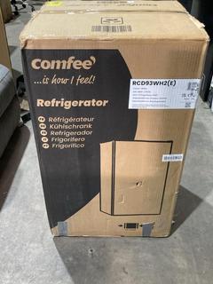 Lot 619  
            Birmingham SR106 - Collection or Optional Delivery Available 

                
COMFEE UNDER COUNTER FRIDGE - RCD93WH2(E) - ORIGINAL RRP £145 (LOCATION: RACKINGS)