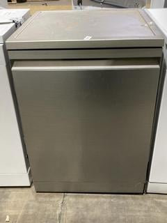 Lot 65  
            Birmingham SR106 - Collection or Optional Delivery Available 

                
SAMSUNG SERIES 11 FREESTANDING DISHWASHER IN SILVER - DW60BG730FSLEU - (003431198...
