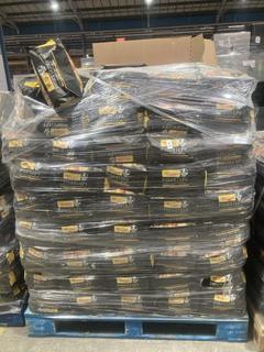 Lot 780  
            Birmingham SR106 - Collection or Optional Delivery Available 

                
PALLET OF CHARCOAL TO INCLUDE BAR BE QUICK INSTANT LIGHT LUMPWOOD CHARCOAL PACK O...