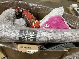 Lot 907  
            Birmingham SR106 - Collection or Optional Delivery Available 

                
PALLET OF ITEMS TO INCLUDE OHS VINTAGE WASHED FLAT RUG 160 X 230CM (ALL PALLET CO...