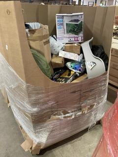 Lot 918  
            Birmingham SR106 - Collection or Optional Delivery Available 

                
PALLET OF ITEMS TO INCLUDE INTERPET AQUA CUBE LED(ALL PALLET CONTENTS MUST BE REM...