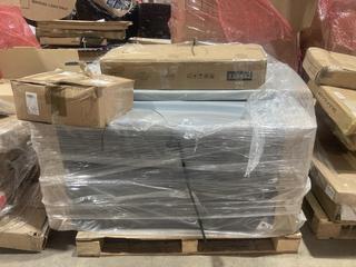 Lot 979  
            Birmingham SR106 - Collection or Optional Delivery Available 

                
PALLET OF ITEMS TO INCLUDE LASSIC VIDA DESIGN RIANO 5 DRAWER CHEST PARTS (ALL PAL...