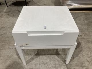 Lot 151  
            Birmingham SR103  - Collection or Optional Delivery Available 

                
DAVID PHILLIPS ORCHID 1 DRAWER BEDSIDE TABLE ORIGINAL RRP £228