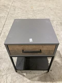 Lot 168  
            Birmingham SR103  - Collection or Optional Delivery Available 

                
DAVID PHILLIPS MIAMI OPUS BEDSIDE TABLE ORIGINAL RRP £210