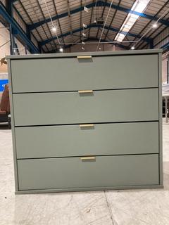 Lot 178  
            Birmingham SR103  - Collection or Optional Delivery Available 

                
DAVID PHILLIPS GREEN 4 DRAWER LINEAR CHEST ORIGINAL RRP £310