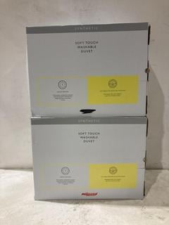 Lot 195  
            Birmingham SR103  - Collection or Optional Delivery Available 

                
JOHN LEWIS & PARTNERS 5X BEDDING ITEMS TO INCLUDE SOFT TOUCH WASHABLE DUVET KINGS...