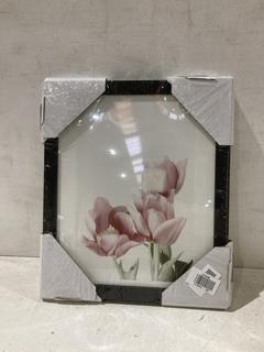 Lot 198  
            Birmingham SR103  - Collection or Optional Delivery Available 

                
JOHN LEWIS & PARTNERS 4X SMALL EAST END ART PRINTS ORIGINAL RRP £220