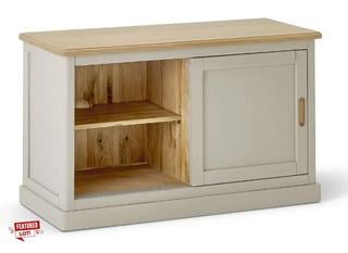 Lot 19  
            Birmingham SR103  - Collection or Optional Delivery Available 

                
OAK FURNITURELAND HENLEY NATURAL SOLID OAK & PAINTED SMALL TV UNIT ORIGINAL RRP £...