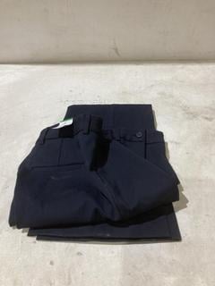 Lot 215  
            Birmingham SR103  - Collection or Optional Delivery Available 

                
JOHN LEWIS & PARTNERS X3 ASSORTMENT OF CLOTHING TO INCLUDE FLUID BLAZER NEUTRAL O...