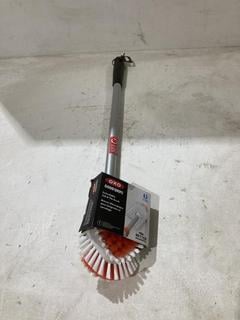 Lot 231  
            Birmingham SR103  - Collection or Optional Delivery Available 

                
JOHN LEWIS & PARTNERS 5X ASSORTED KITCHEN ITEMS TO INCLUDE SCHOOL OF WOK 14 INCH ...