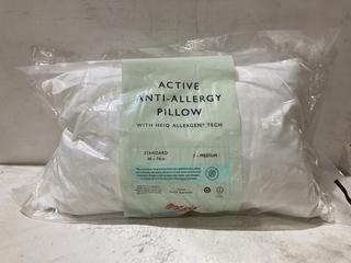 Lot 235  
            Birmingham SR103  - Collection or Optional Delivery Available 

                
JOHN LEWIS & PARTNERS 6X ASSORTMENT OF ITEMS TO INCLUDE PENCIL PLEAT DOOR CURTAIN...