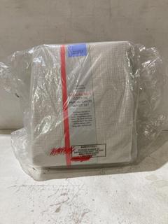 Lot 237  
            Birmingham SR103  - Collection or Optional Delivery Available 

                
JOHN LEWIS & PARTNERS 5X ASSORTED ITEMS TO INCLUDE KING SIZE COTTON MUSLIN GAUZE ...