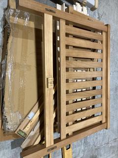 Lot 256  
            Birmingham SR103  - Collection or Optional Delivery Available 

                
CORNDELL FURNITURE SINGLE DARK OAK BED FRAME