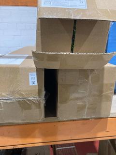 Lot 352  
            Birmingham SR103  - Collection or Optional Delivery Available 

                
ARTIFICIAL PLANT FLOWER LIVING WALL PANELS ORIGINAL RRP £135