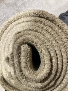 Lot 382  
            Birmingham SR103  - Collection or Optional Delivery Available 

                
XL CARPET RUG BEIGE WOOL ORIGINAL RRP £300
